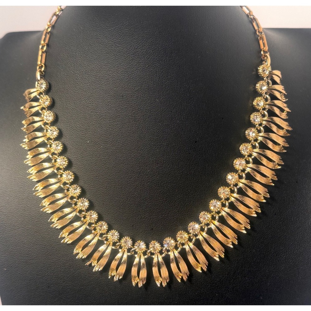 Lisner‎ 16" gold tone and clear rhinestone necklace